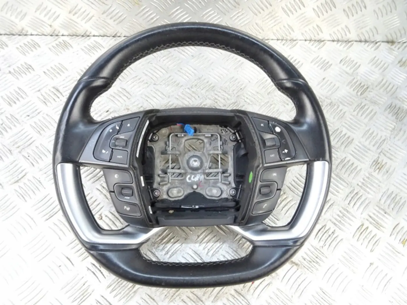 Руль к Citroen C4 Picasso 2013
