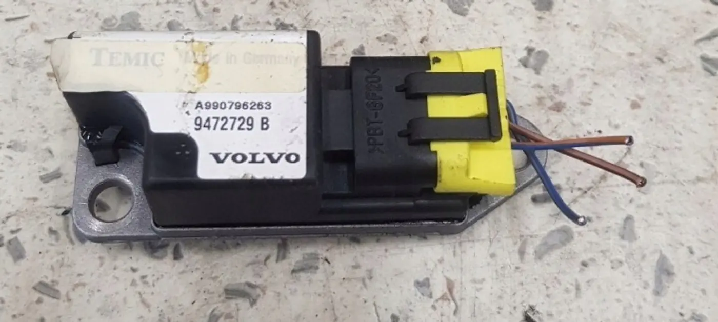 Датчик удара к Volvo C70 1997