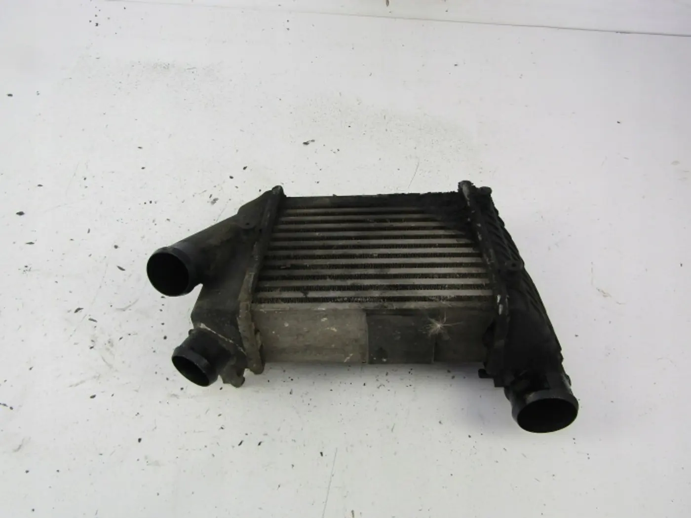Интеркулер к Audi A4 2000