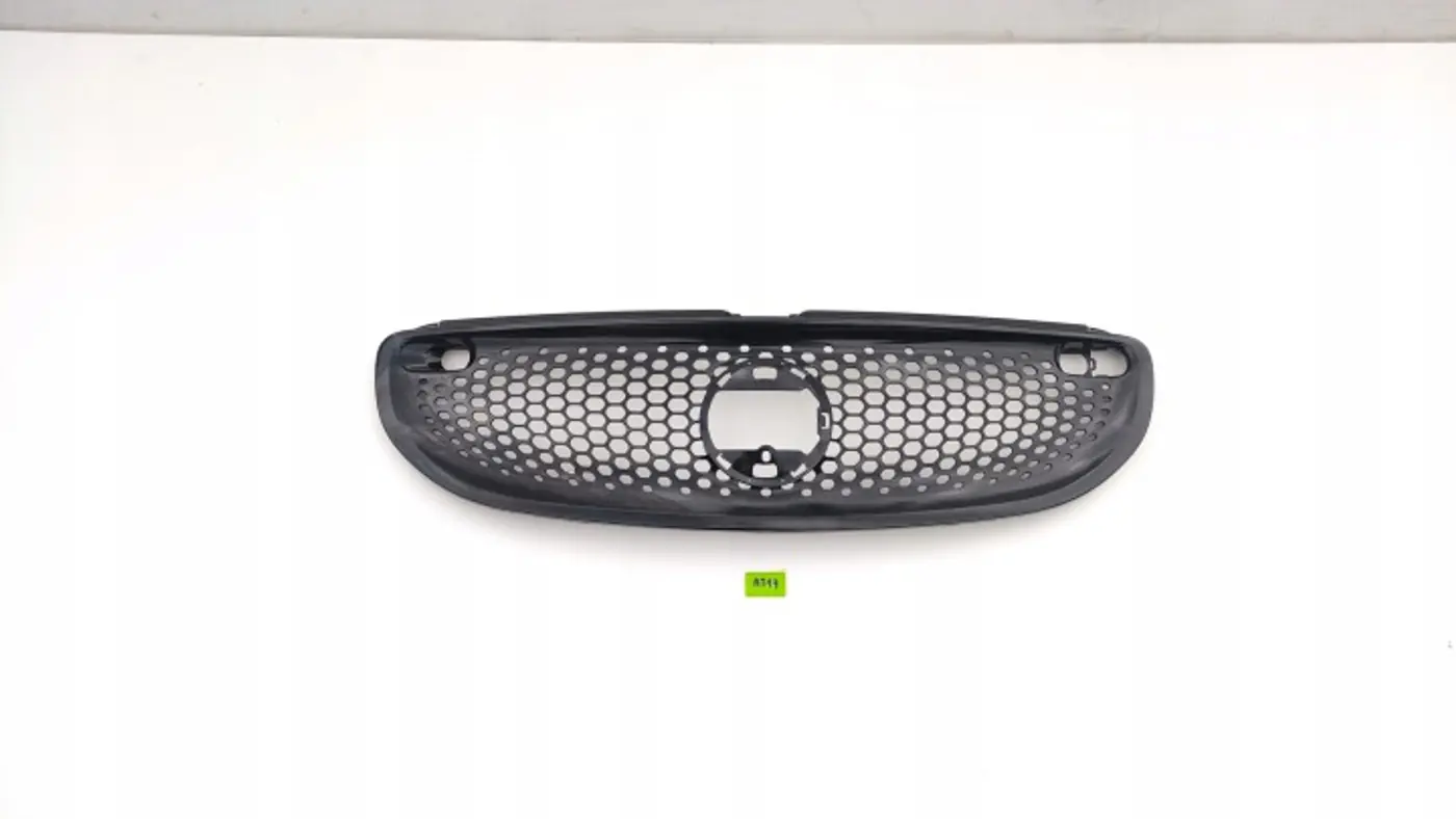 Решетка радиатора к Smart Fortwo 2015