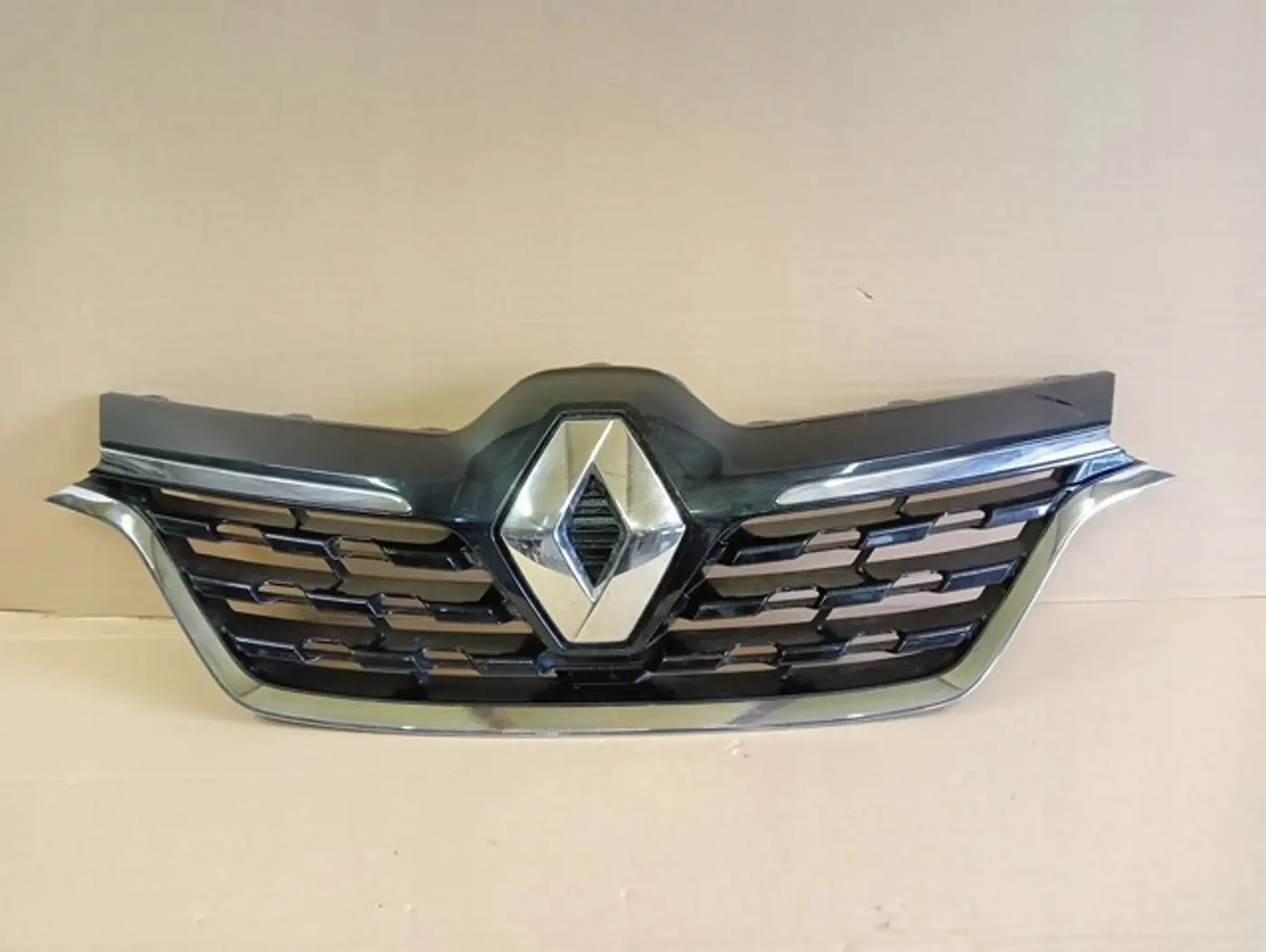 Решетка радиатора к Renault Arkana 2019