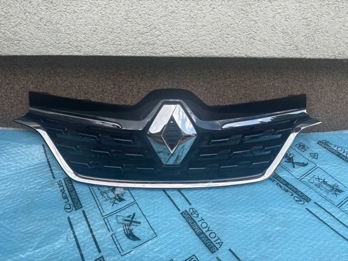 Решетка радиатора к Renault Arkana 2019