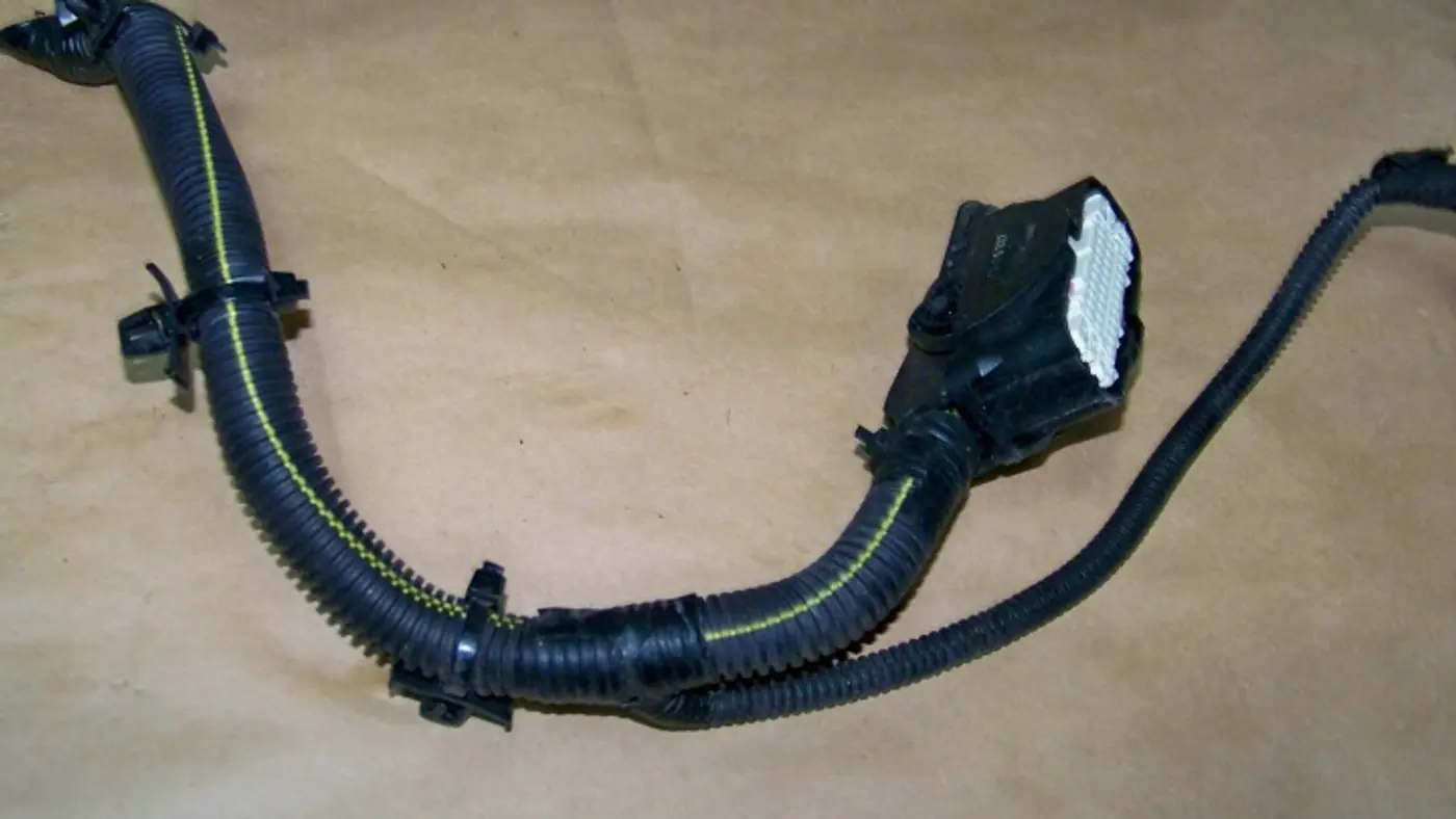 Блок ABS к Opel Adam 2012