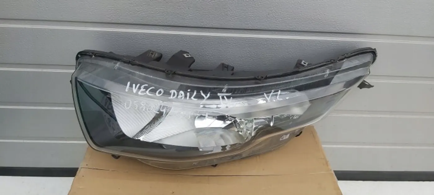 Фара левая к Iveco  2006
