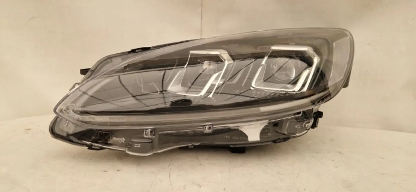 Фара левая к Ford Kuga 2019
