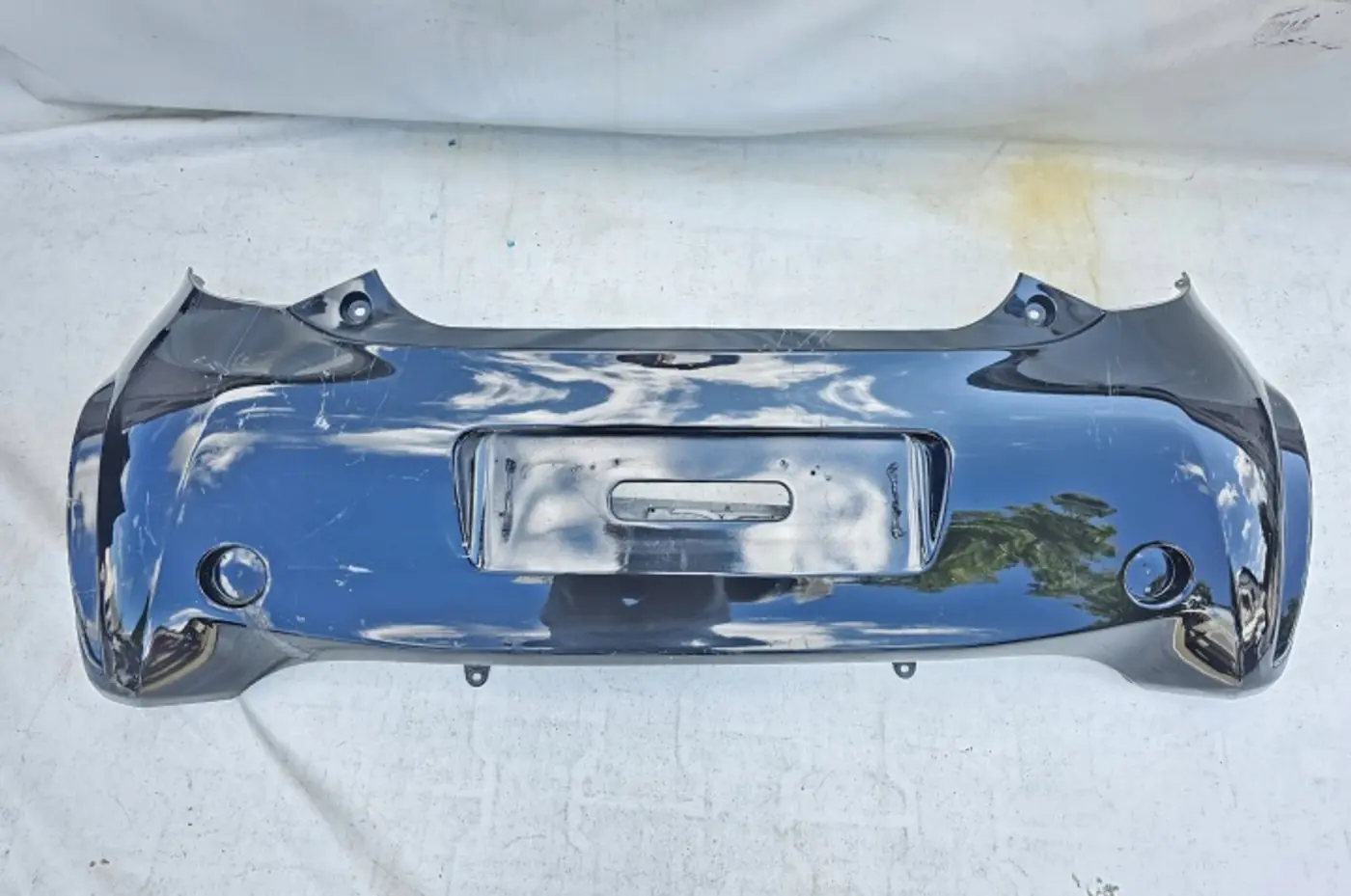 Бампер задний к Toyota iQ 2008