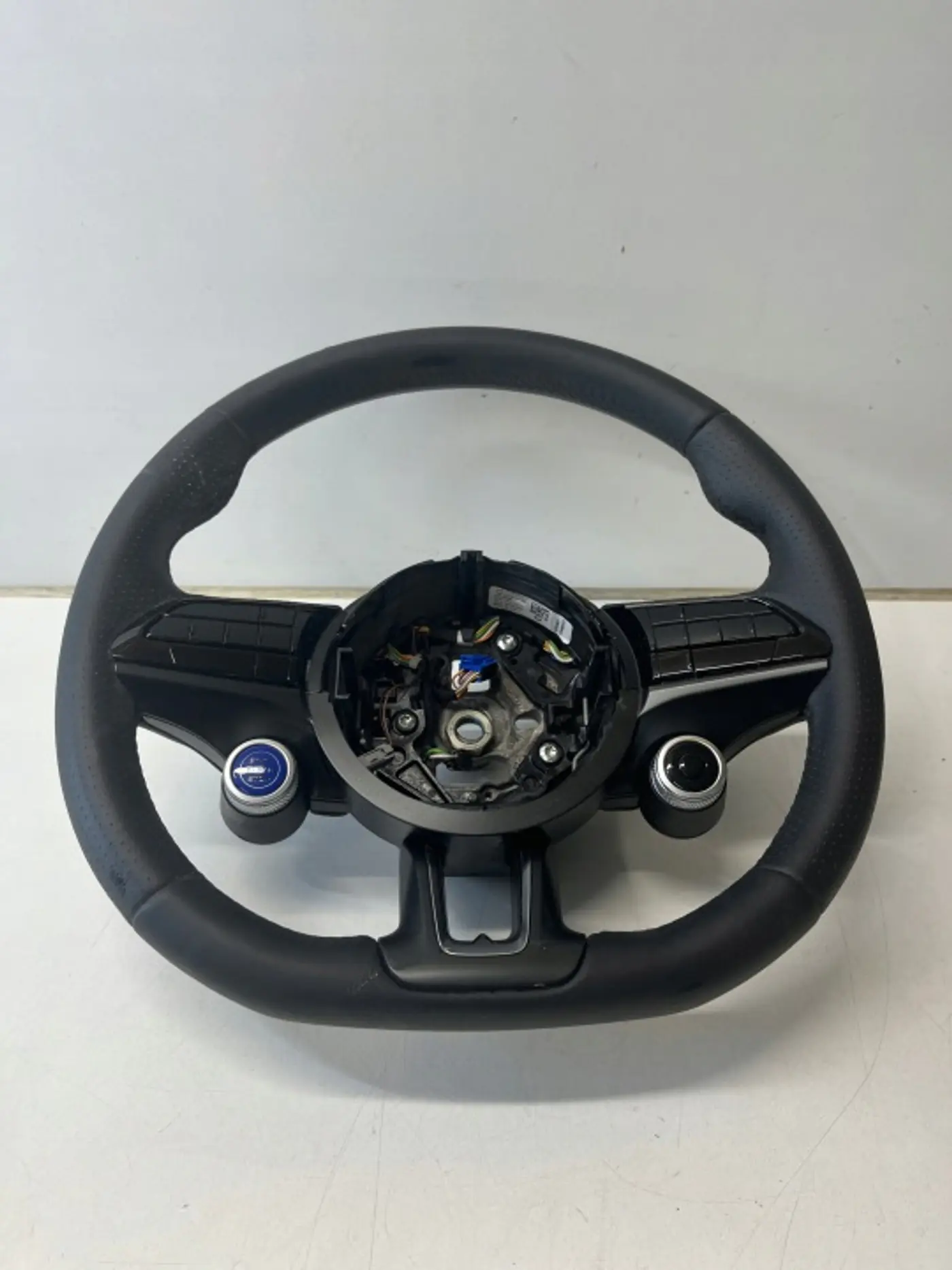 Руль к Maserati Grecale 2022