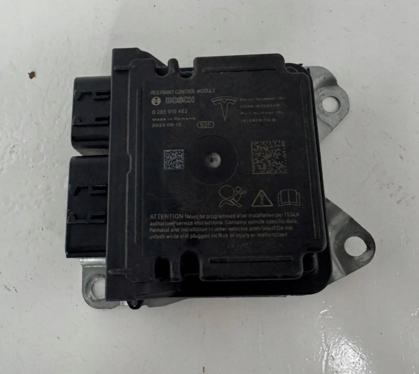 Блок AirBag к Tesla Model Y 2020
