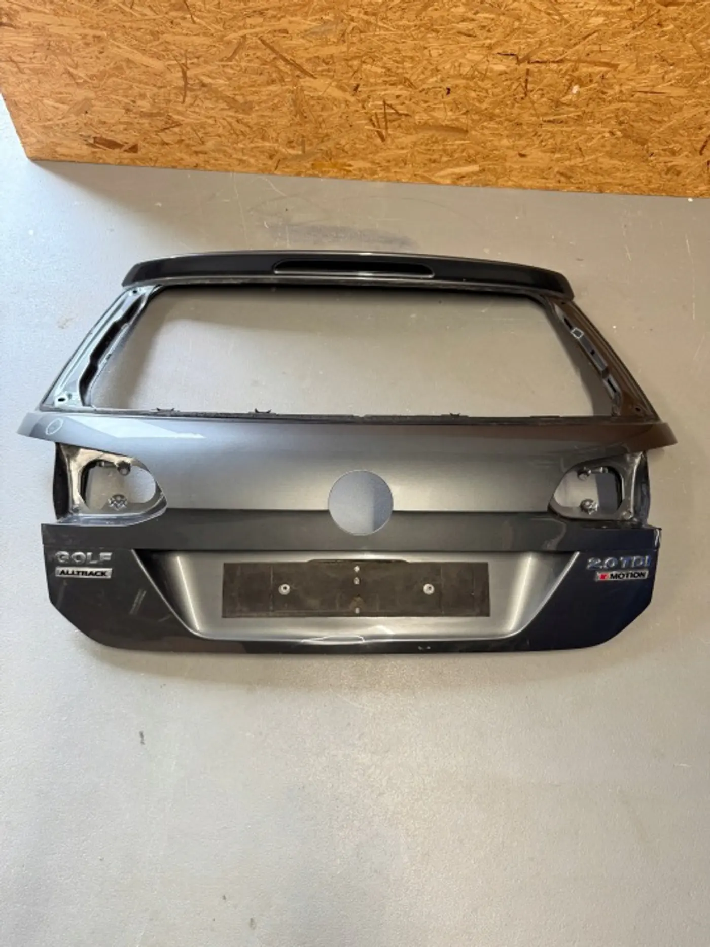 Крышка багажника (дверь 3-5) к Volkswagen Golf Alltrack 2012