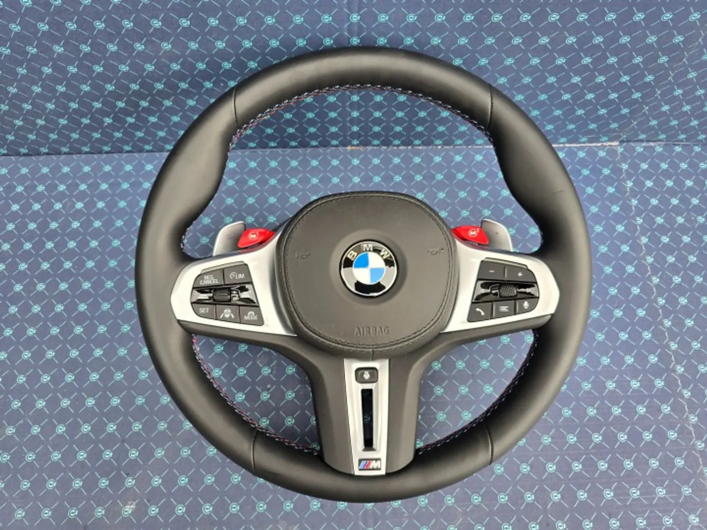 Руль к BMW M5 2017