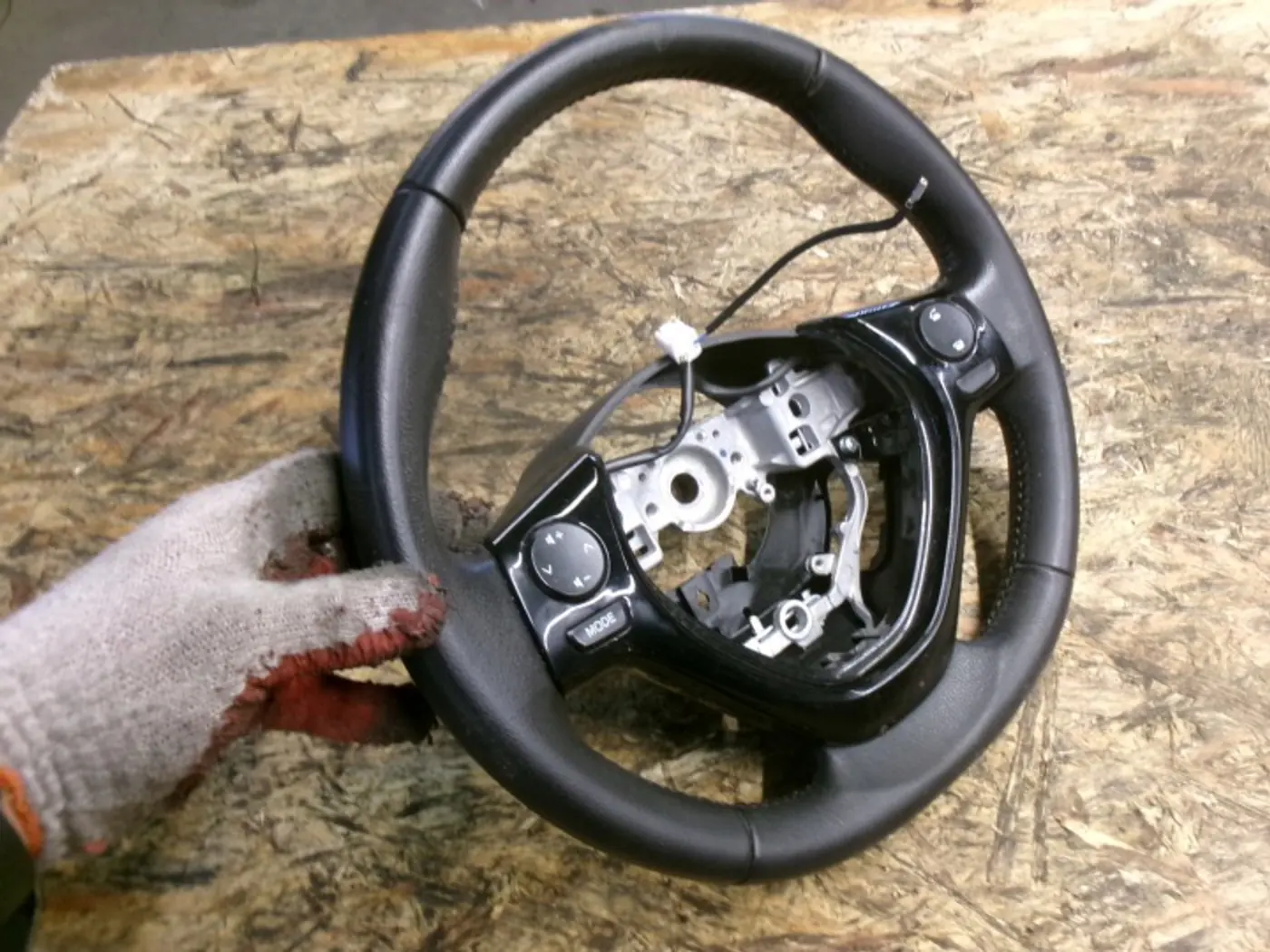 Руль к Peugeot 108 2014