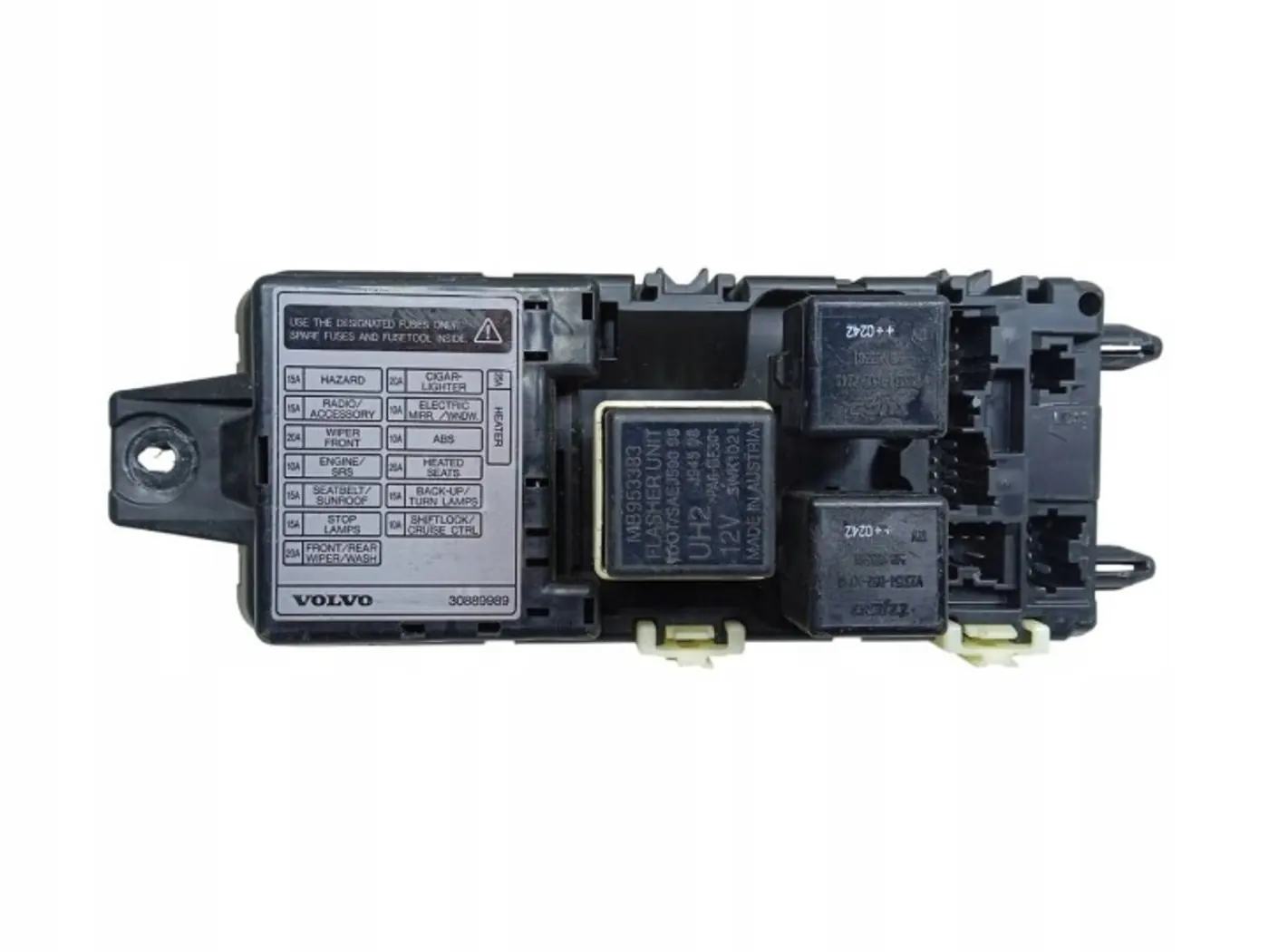 Блок предохранителей к Volvo S40 1996