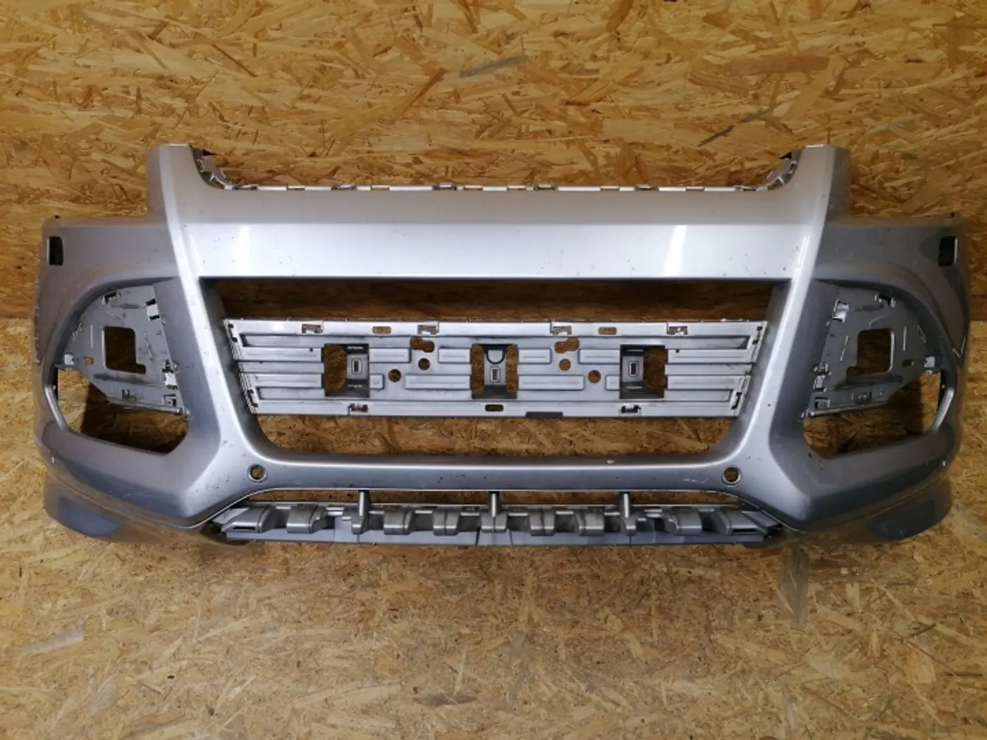 Бампер передний к Ford Kuga 2013