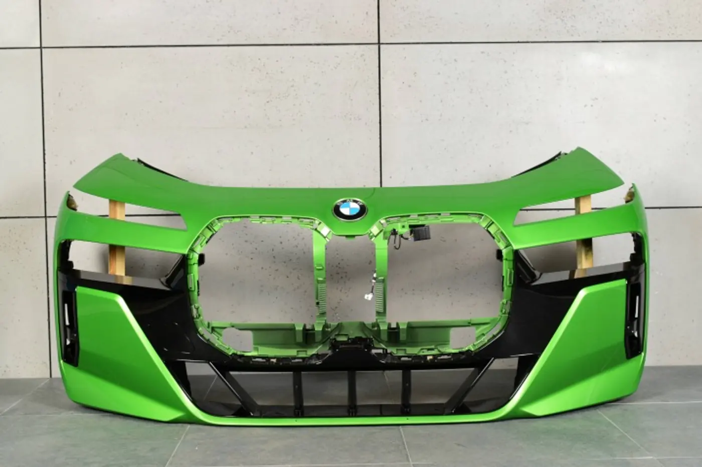 Бампер передний к BMW i7 2022