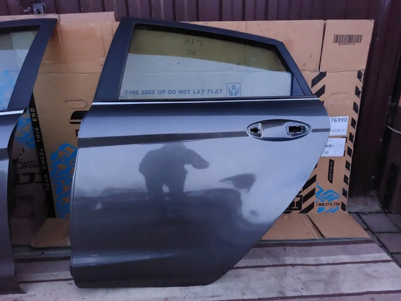 Дверь передняя левая к Ford Fiesta 2008