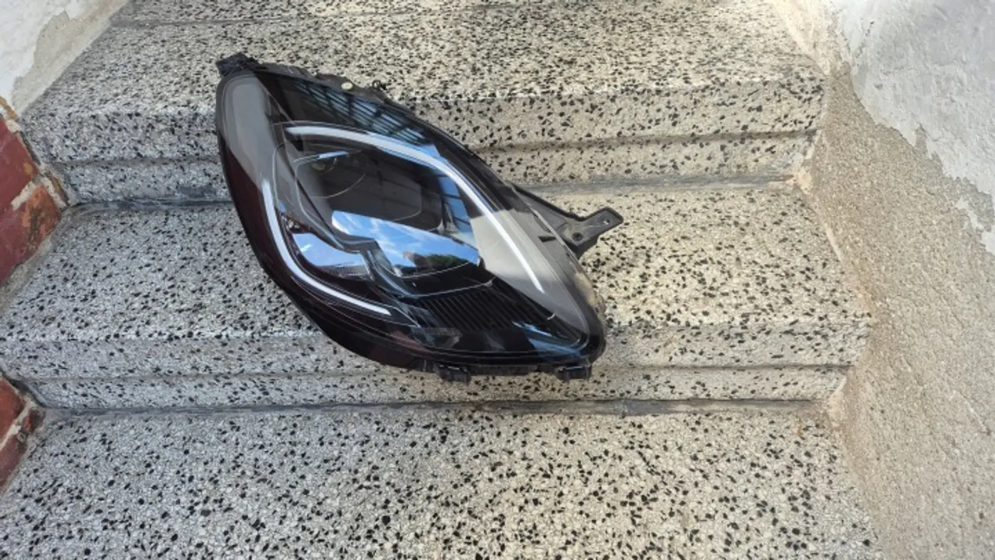 Фара правая к Ford Puma 2019