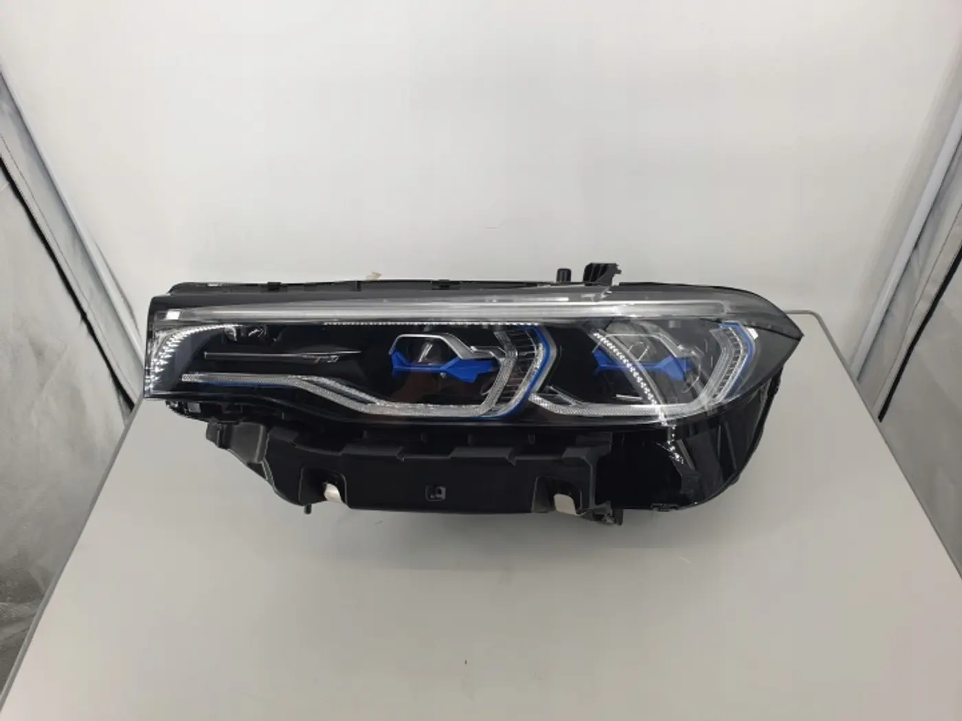 Фара левая к BMW X7 2018