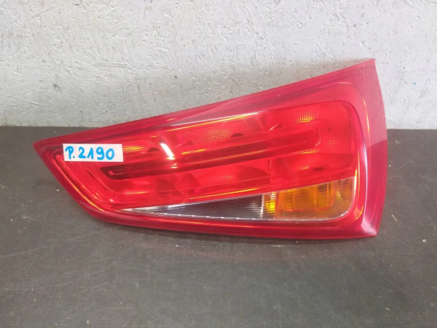 Фонарь задний правый к Audi A1 2010
