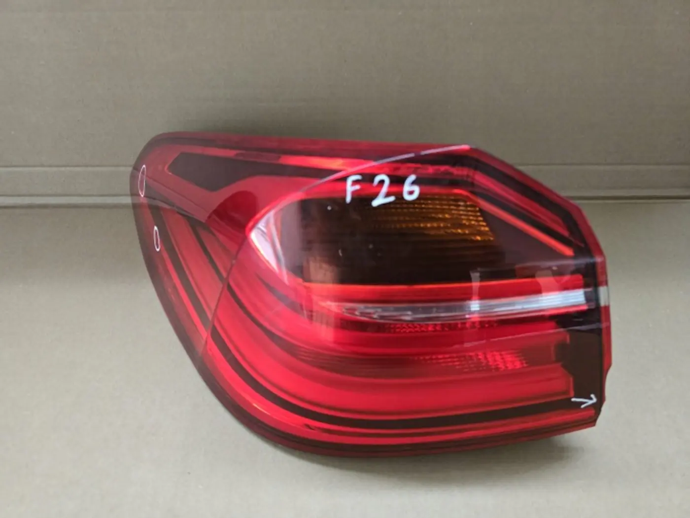 Фонарь задний левый к BMW X4 2014