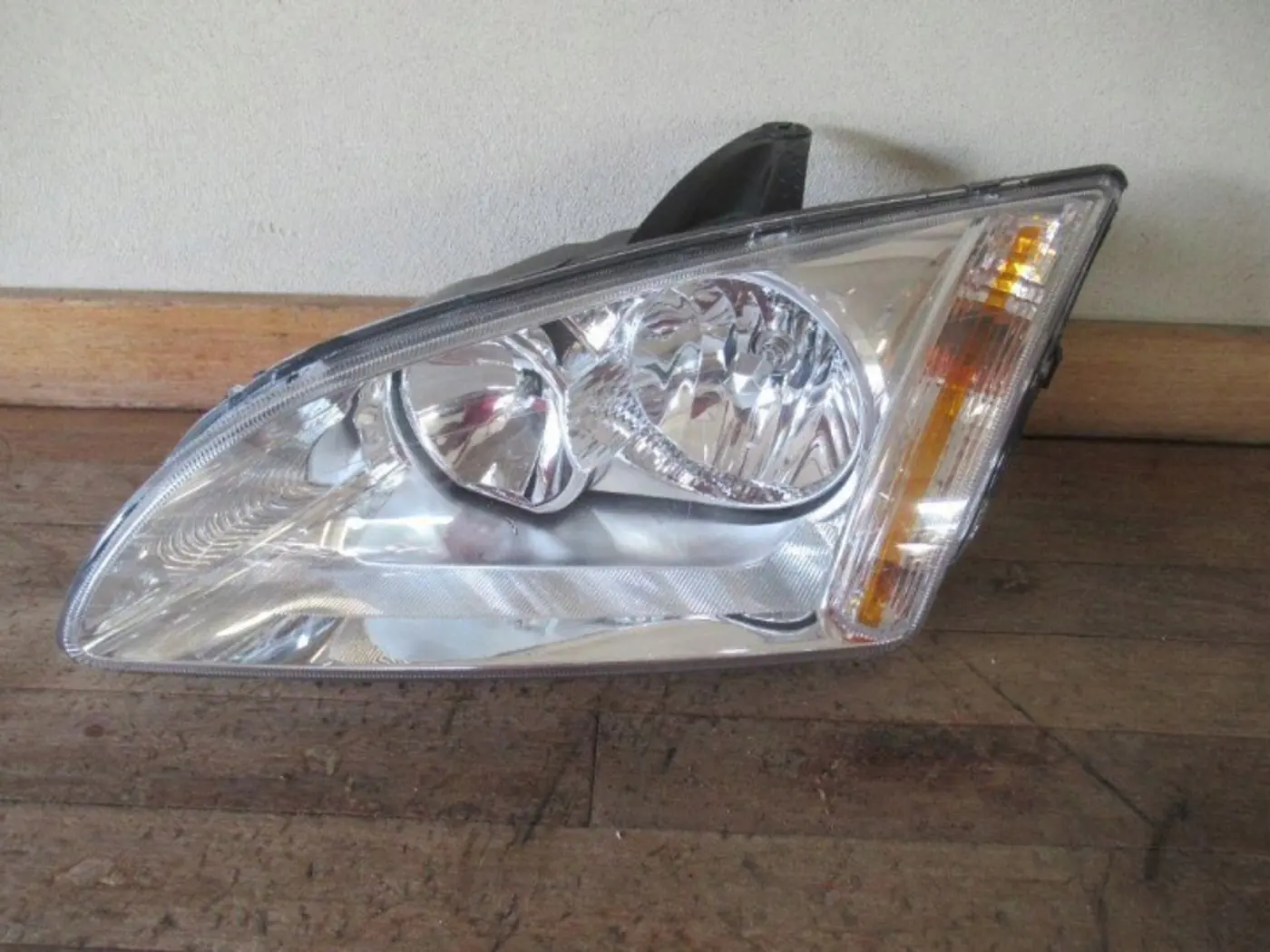 Фара левая к Ford Focus 2005