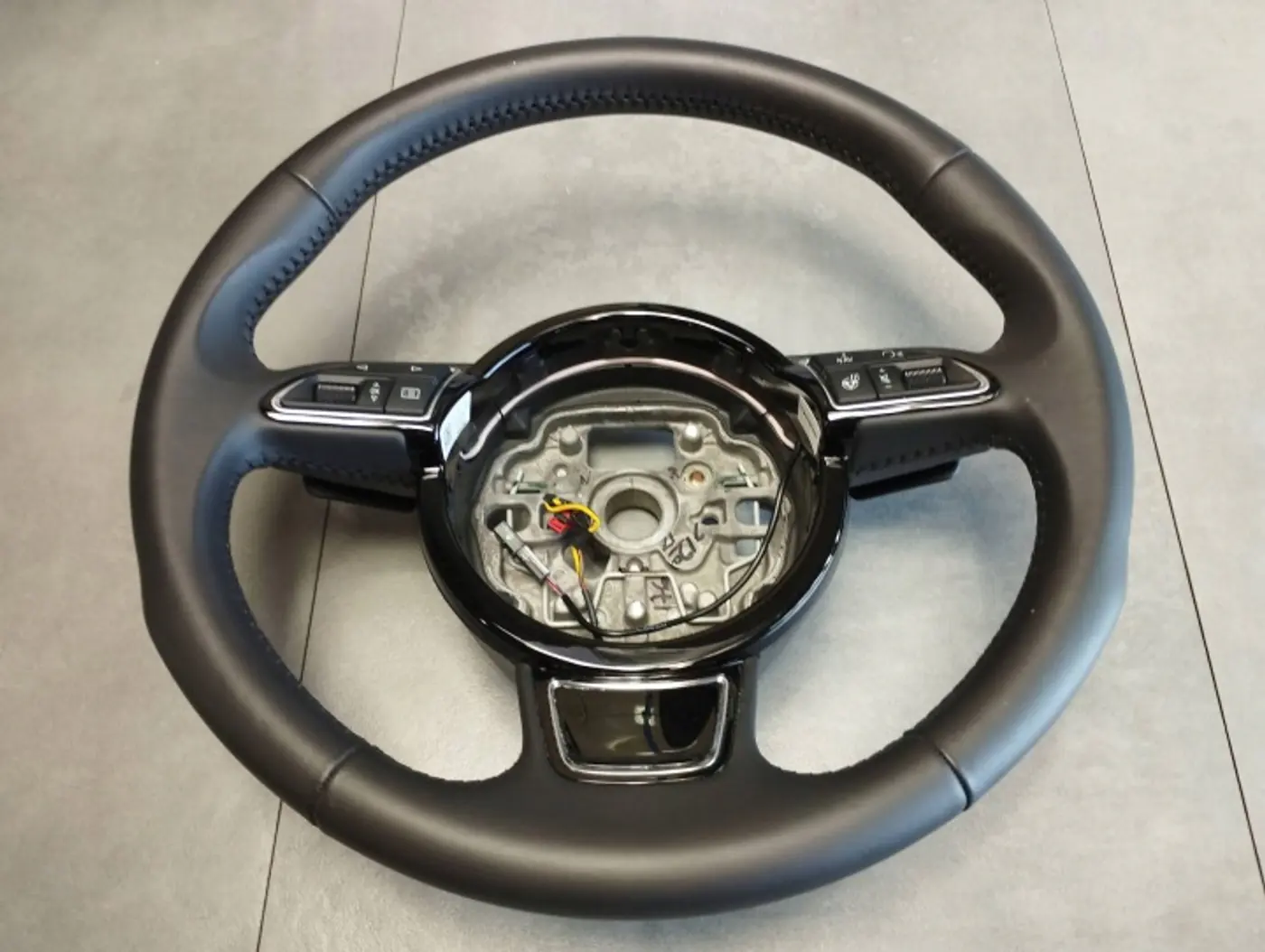 Руль к Audi A7 2010