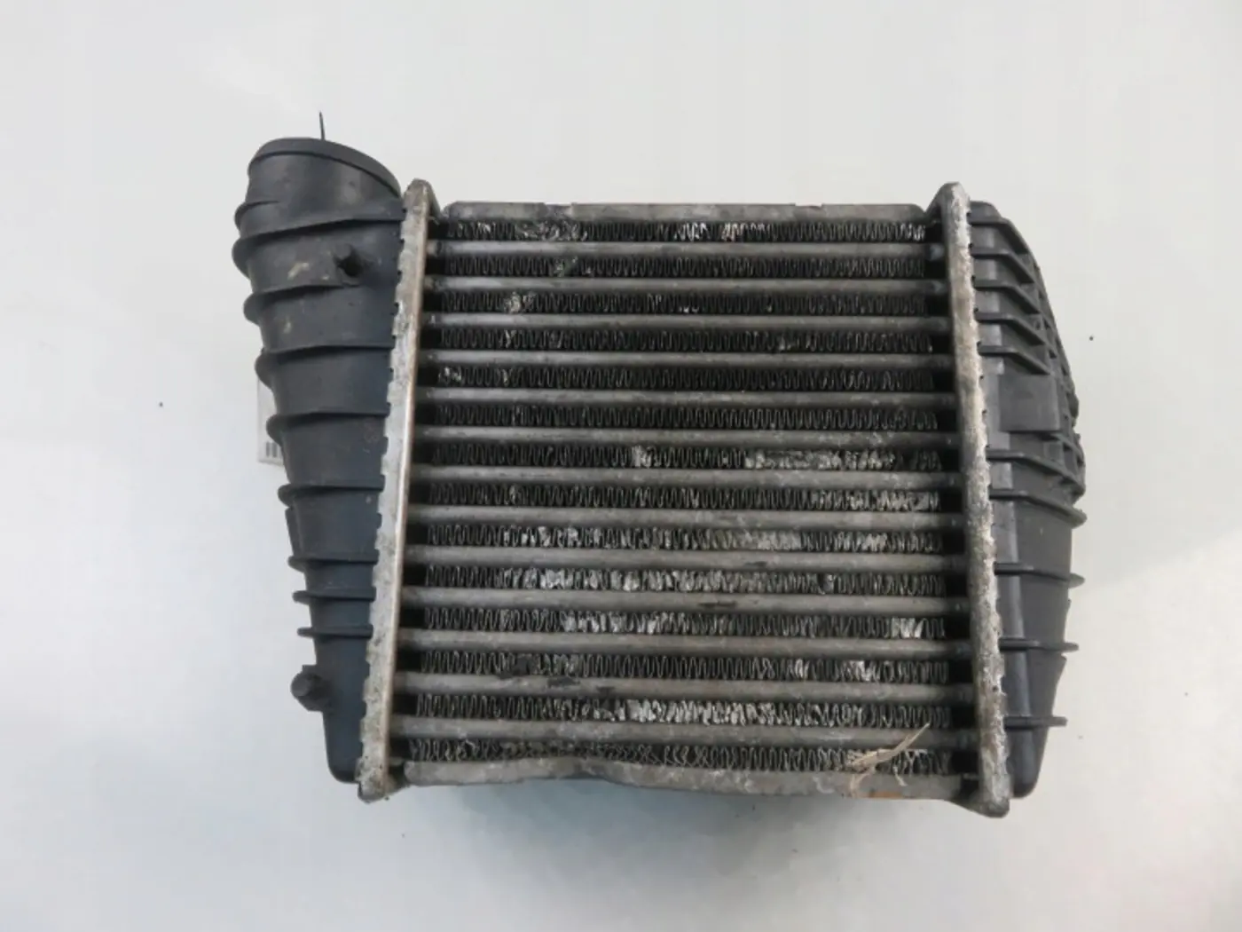 Интеркулер к SEAT Toledo 1998