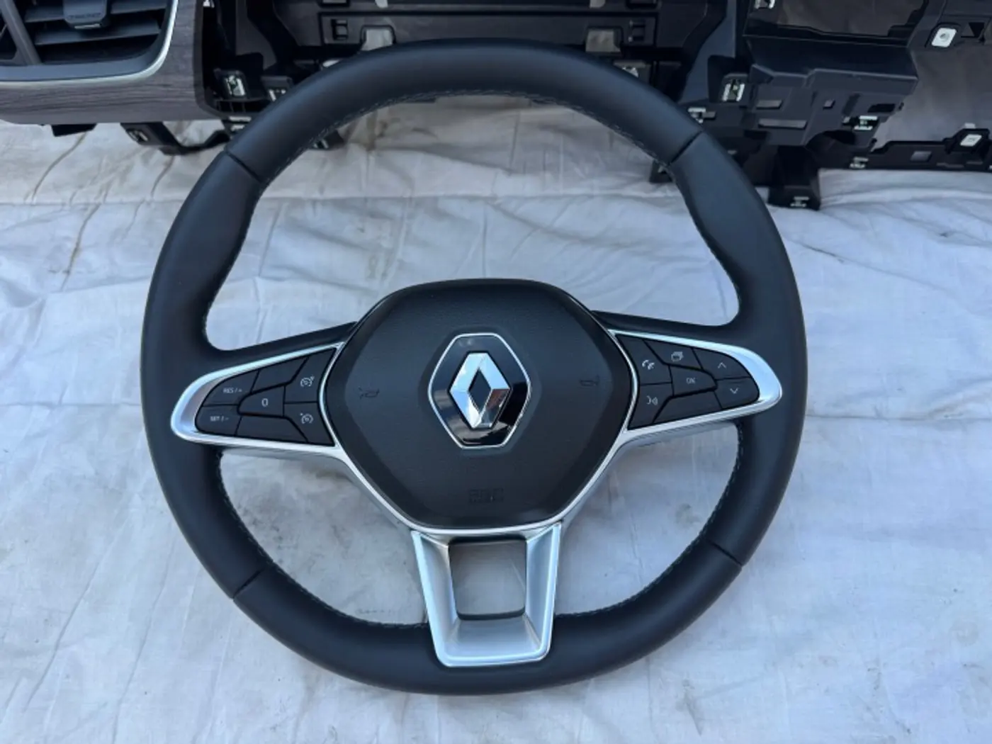 Руль к Renault Kangoo 2007