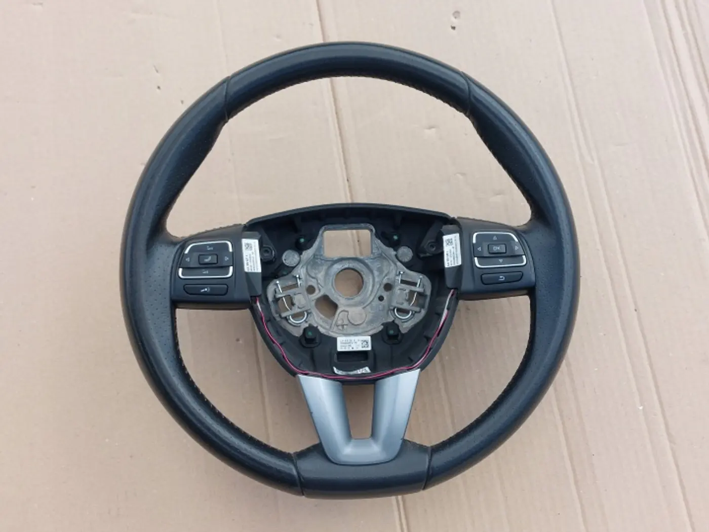 Руль к SEAT Toledo 2012