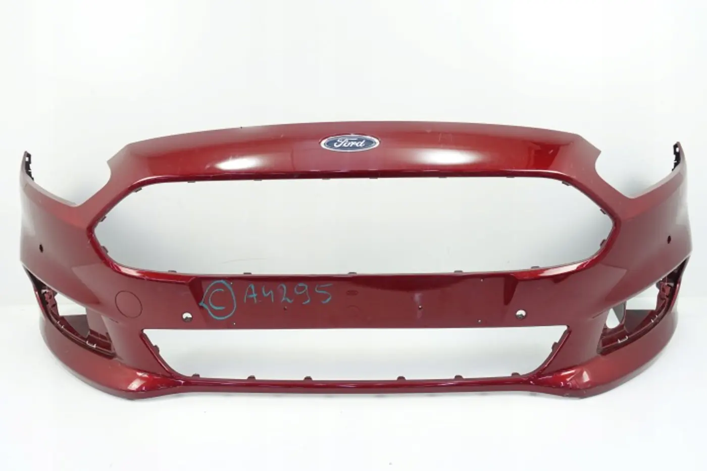 Бампер передний к Ford S-MAX 2015