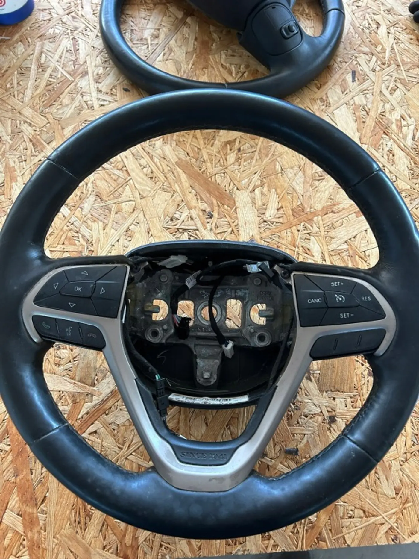 Руль к Jeep Cherokee 2013
