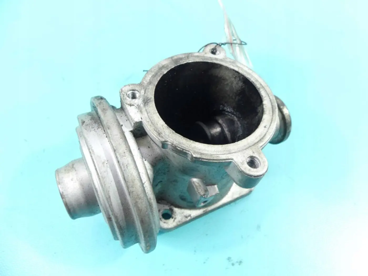 Клапан EGR к BMW X3 2003
