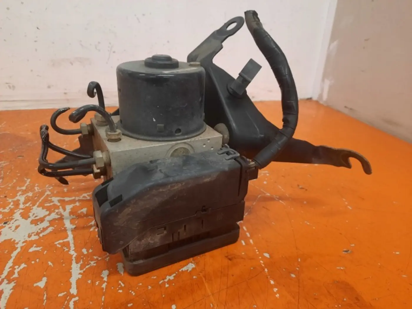 Блок ABS к Ford Fusion 2002