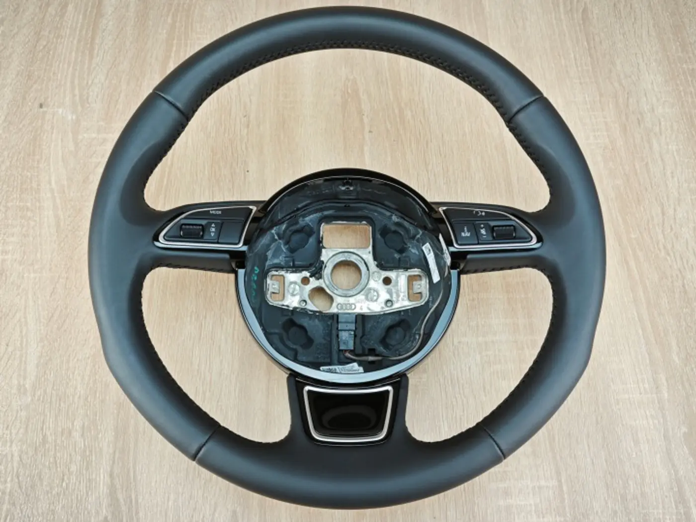 Руль к Audi A5 2011