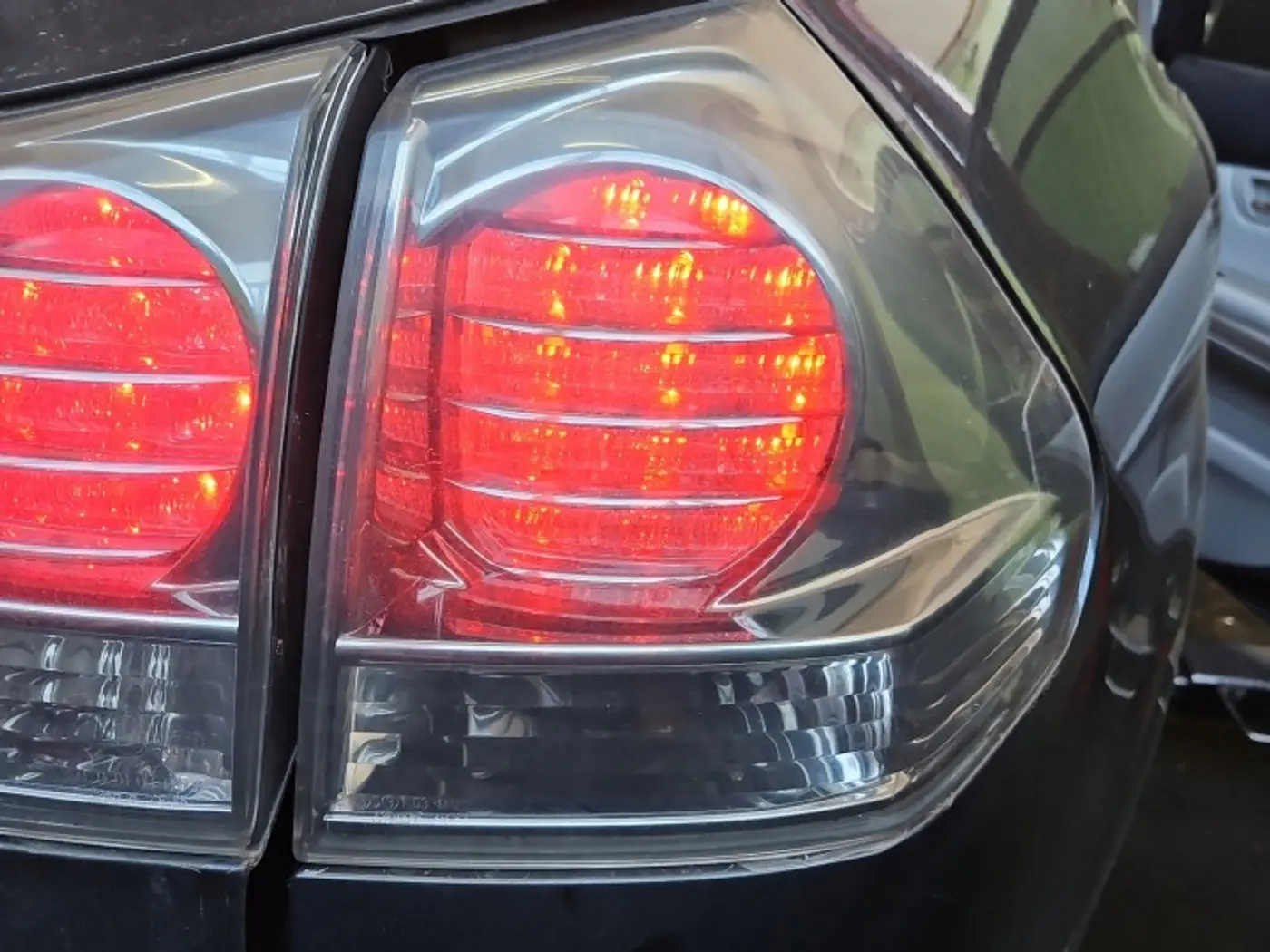 Фонарь задний правый к Lexus RX 2003