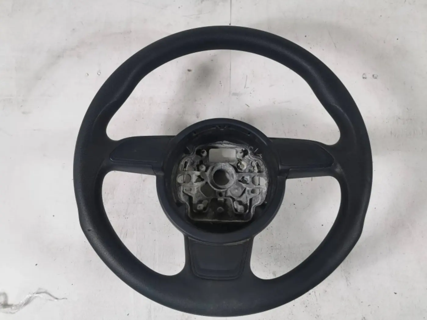Руль к Audi A1 2010