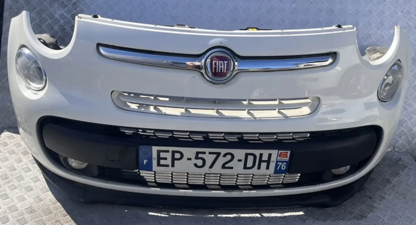 Бампер передний к Fiat 500L 2012