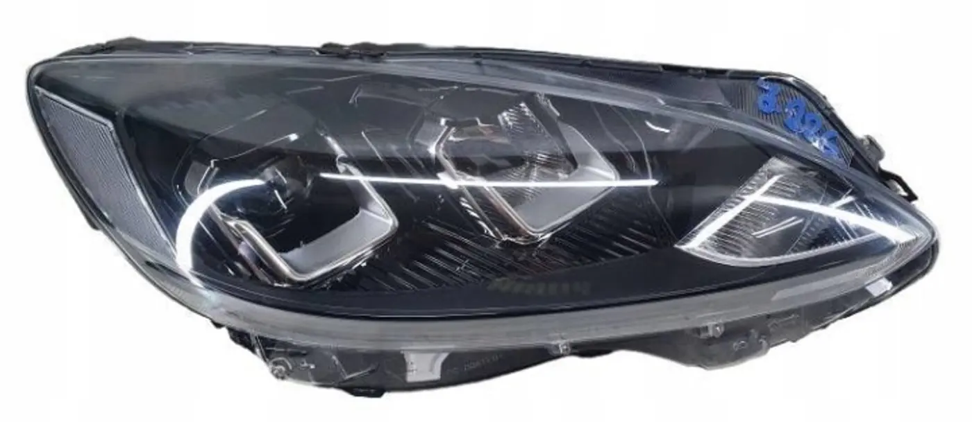 Фара правая к Ford Kuga 2019