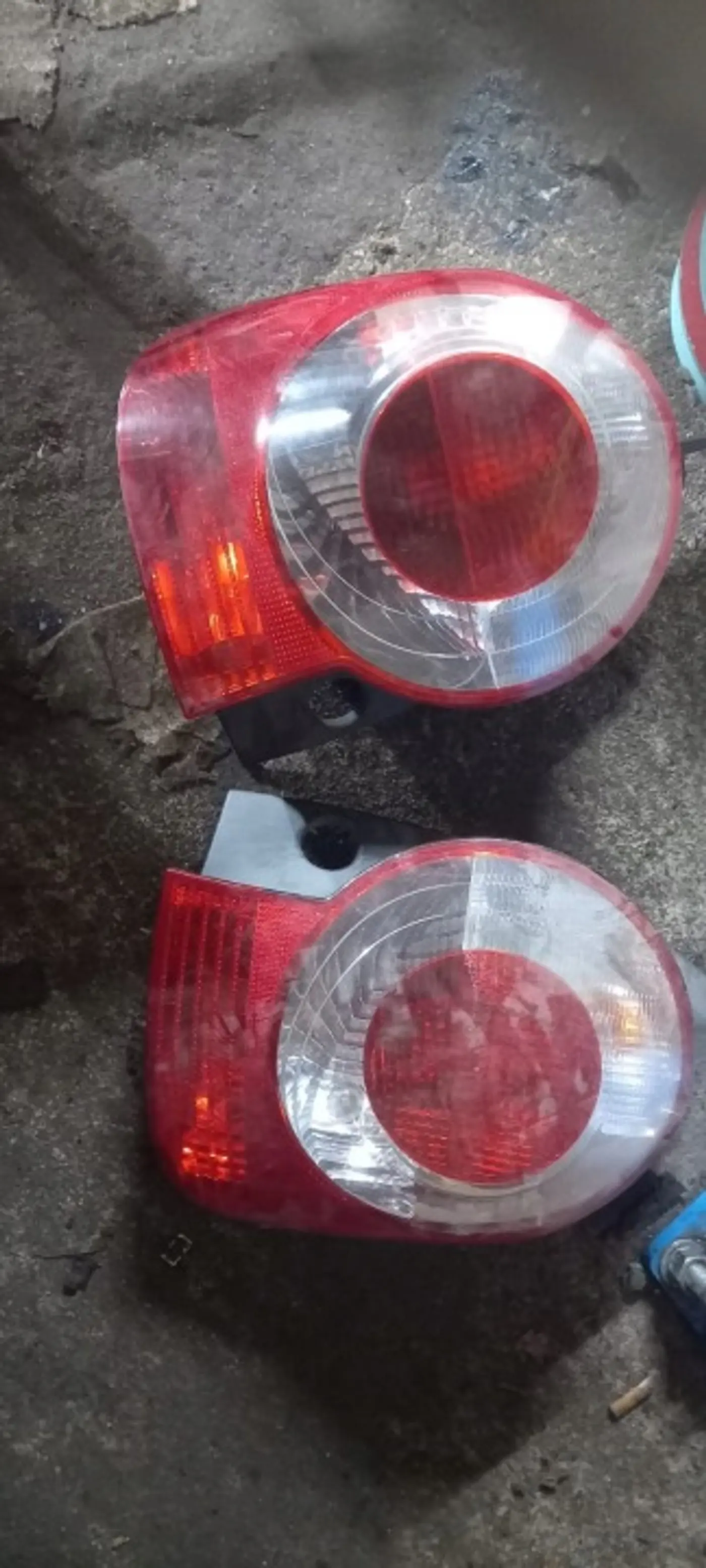 Фонарь задний правый к Renault Modus 2004