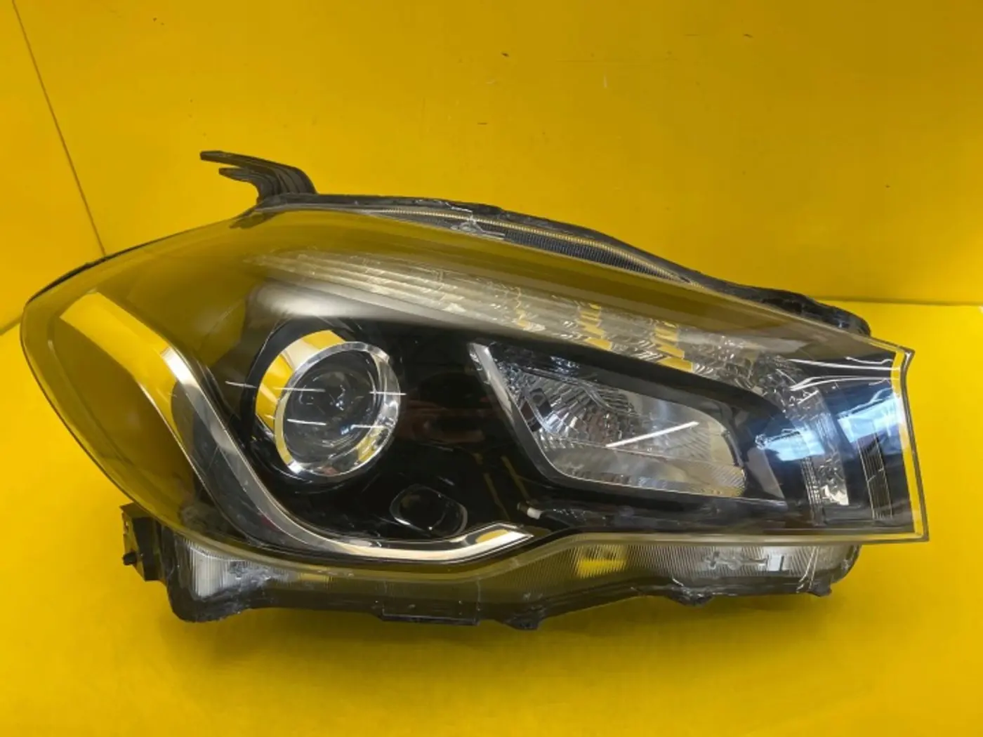 Фара правая к Suzuki SX4 2013