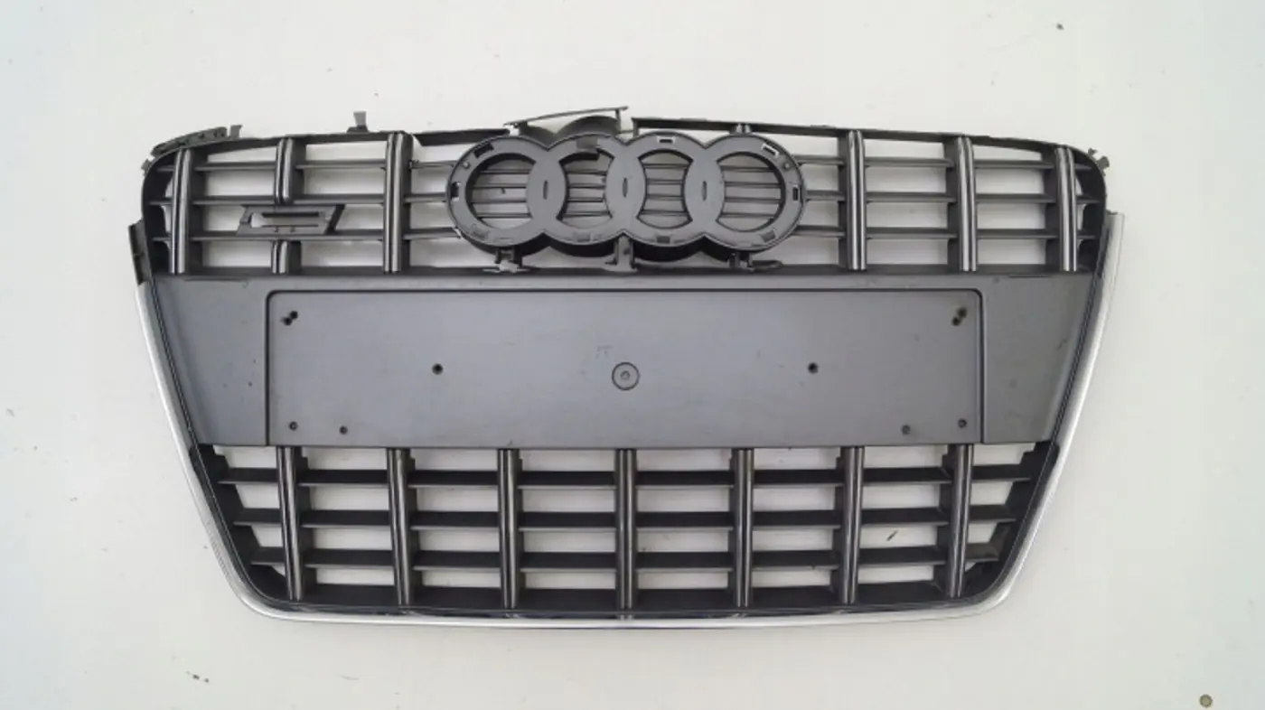 Решетка радиатора к Audi TT 2006