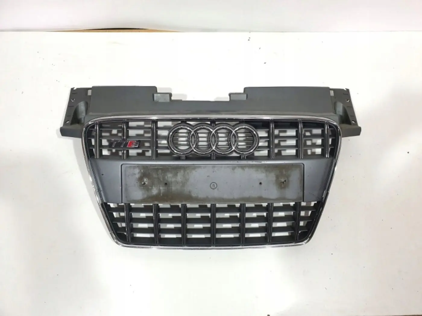 Решетка радиатора к Audi TT 2006