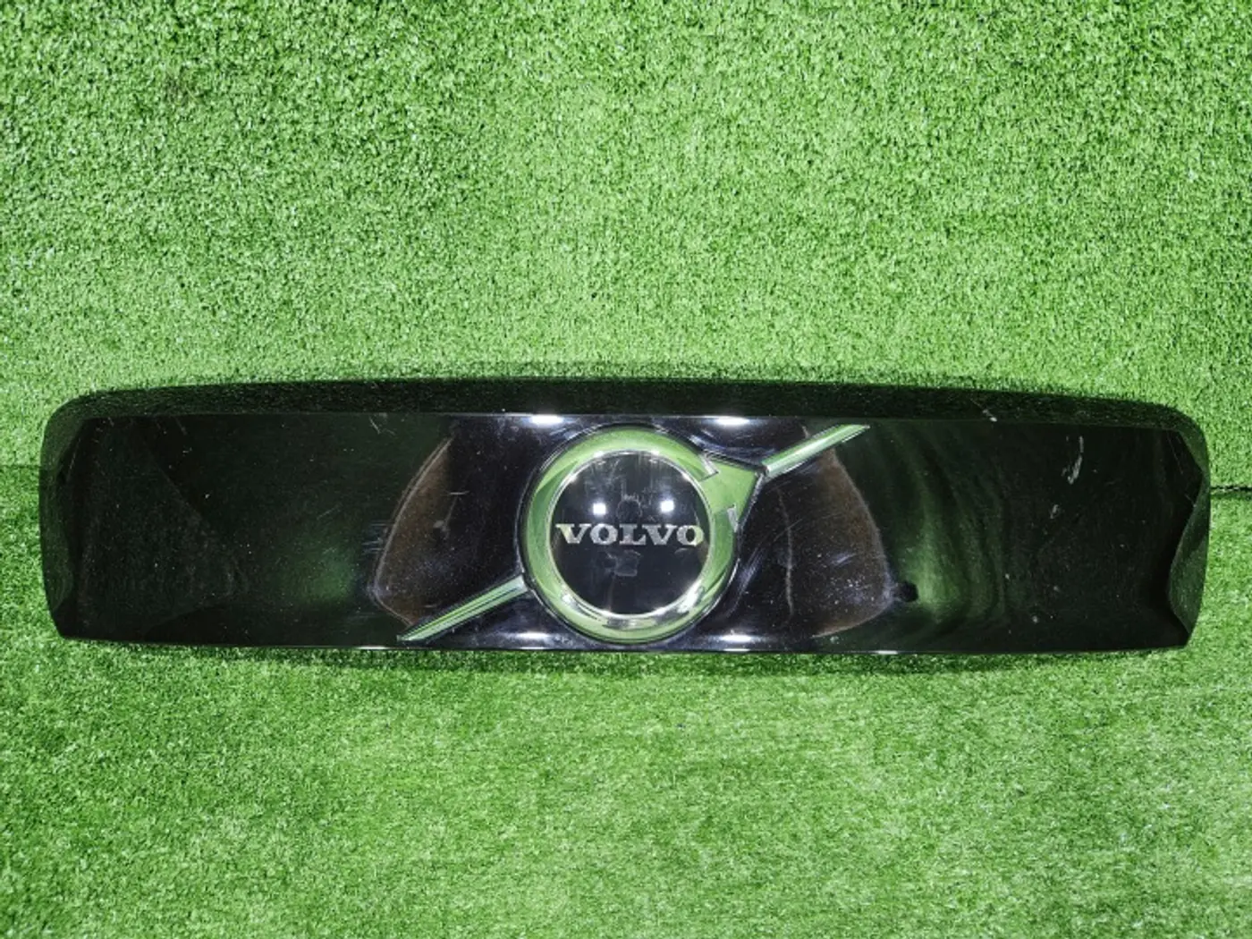 Решетка радиатора к Volvo C40 2021