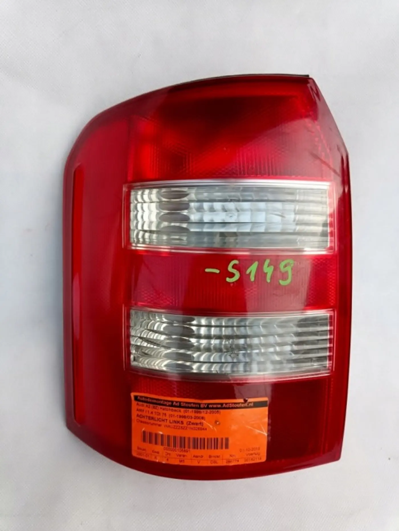 Фонарь задний правый к Audi A2 1999