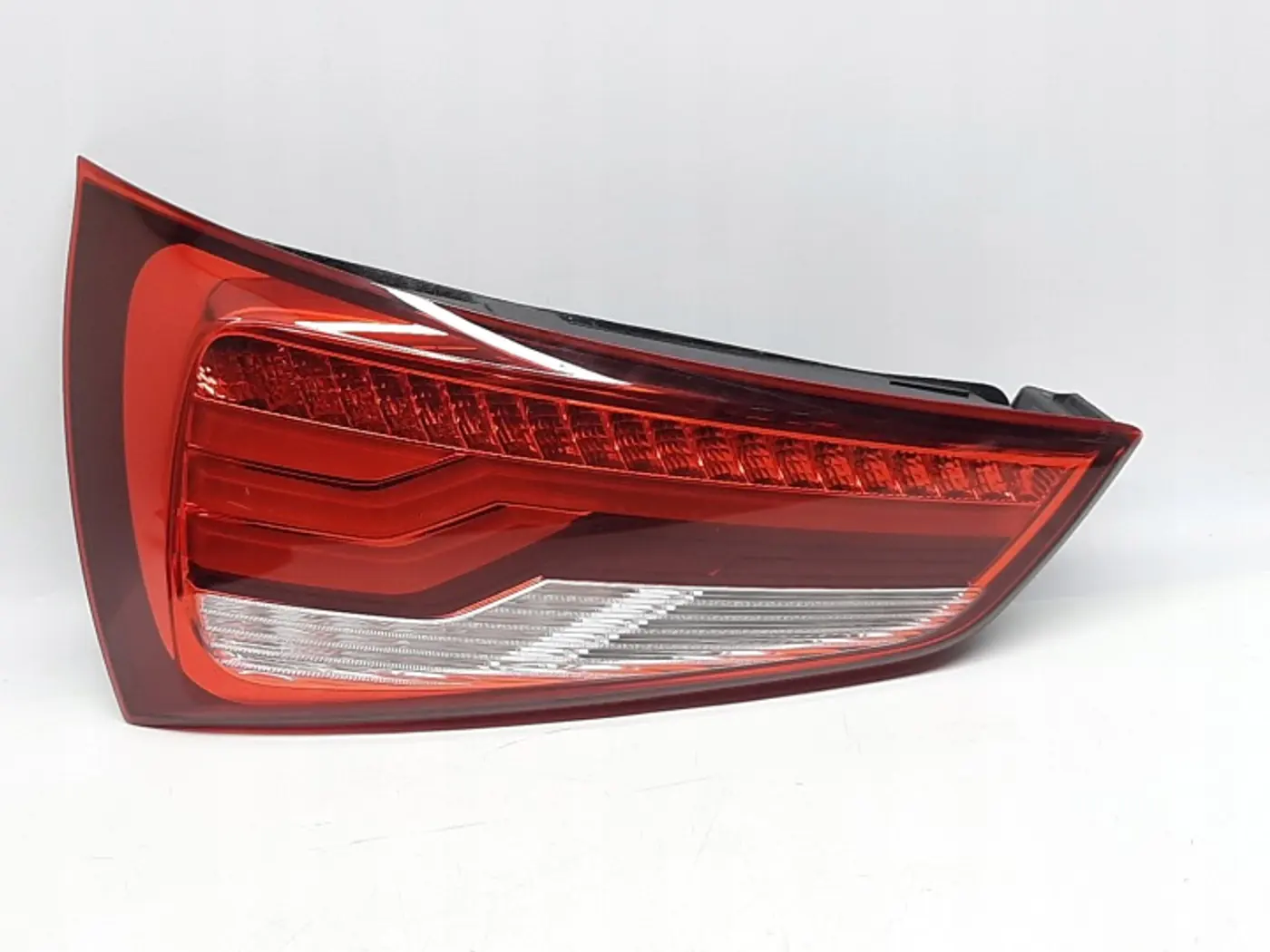 Фонарь задний левый к Audi A1 2014