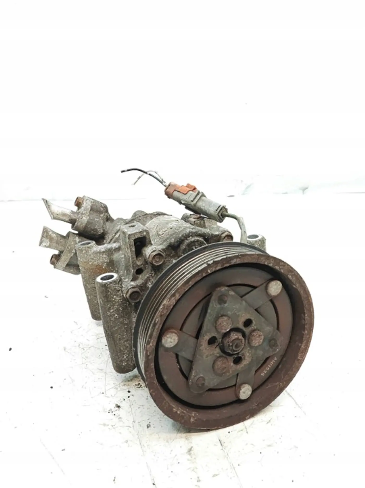 Компрессор кондиционера к Nissan Juke 2010