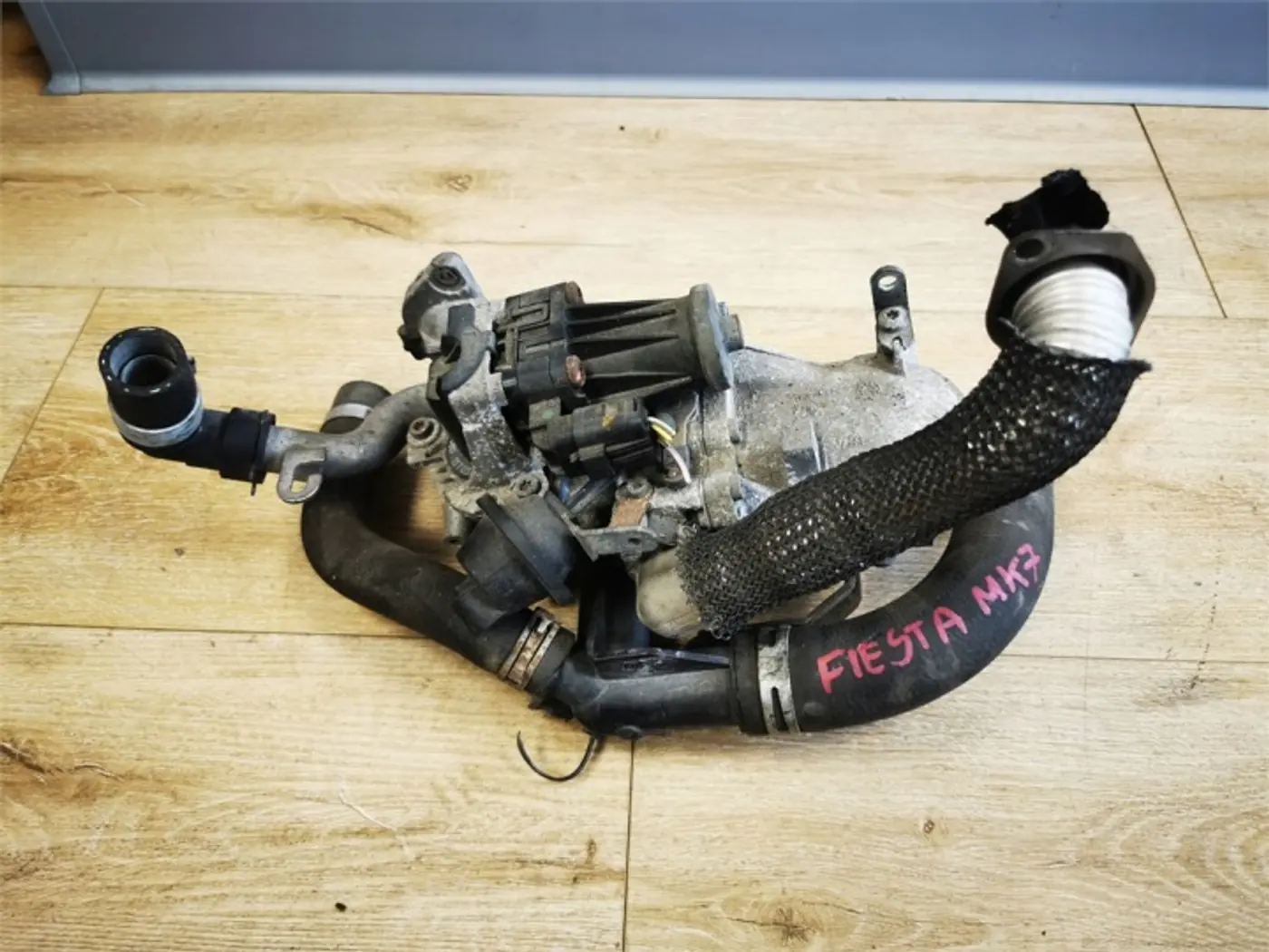 Клапан EGR к Ford Fiesta 2001