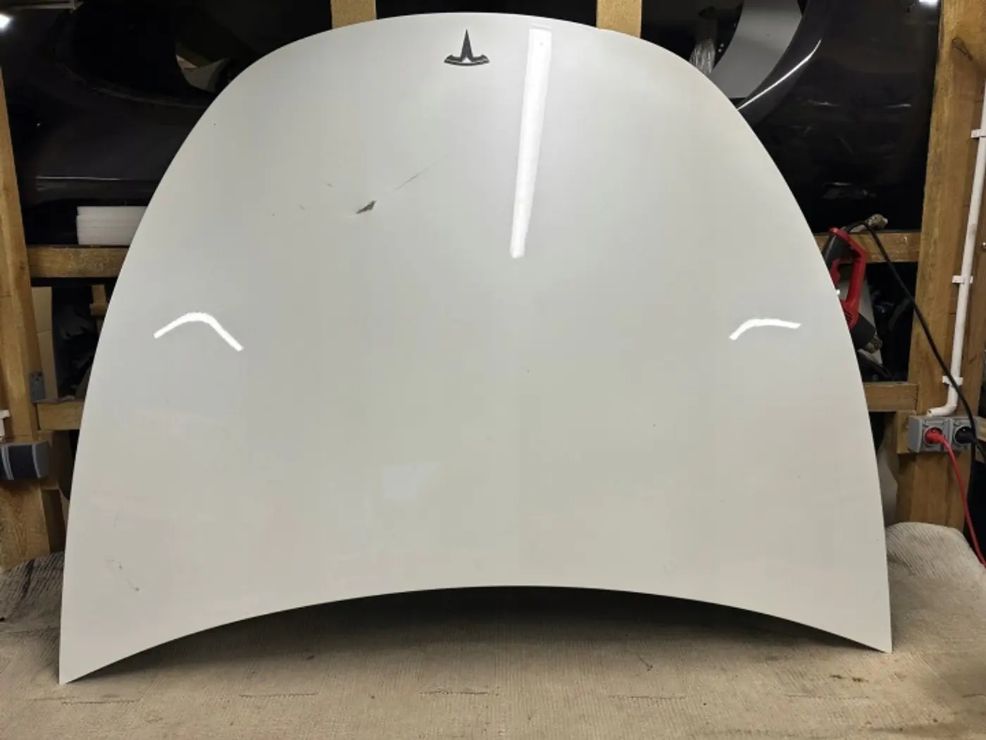 Капот к Tesla Model Y 2020