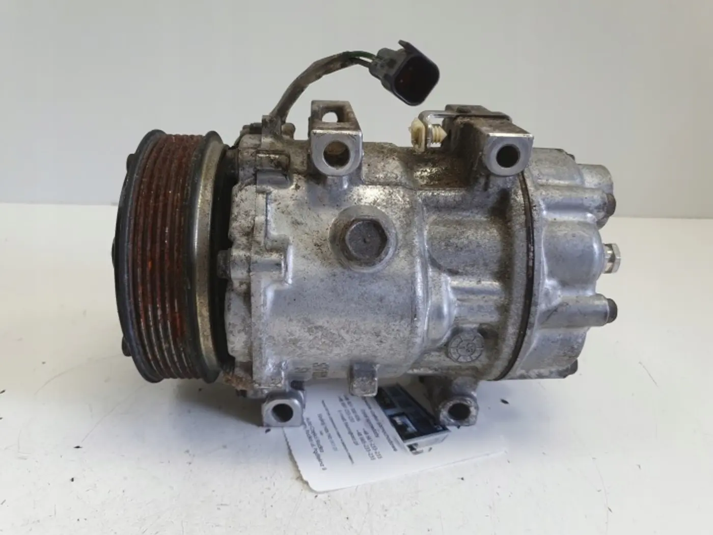 Компрессор кондиционера к Volvo C70 2005