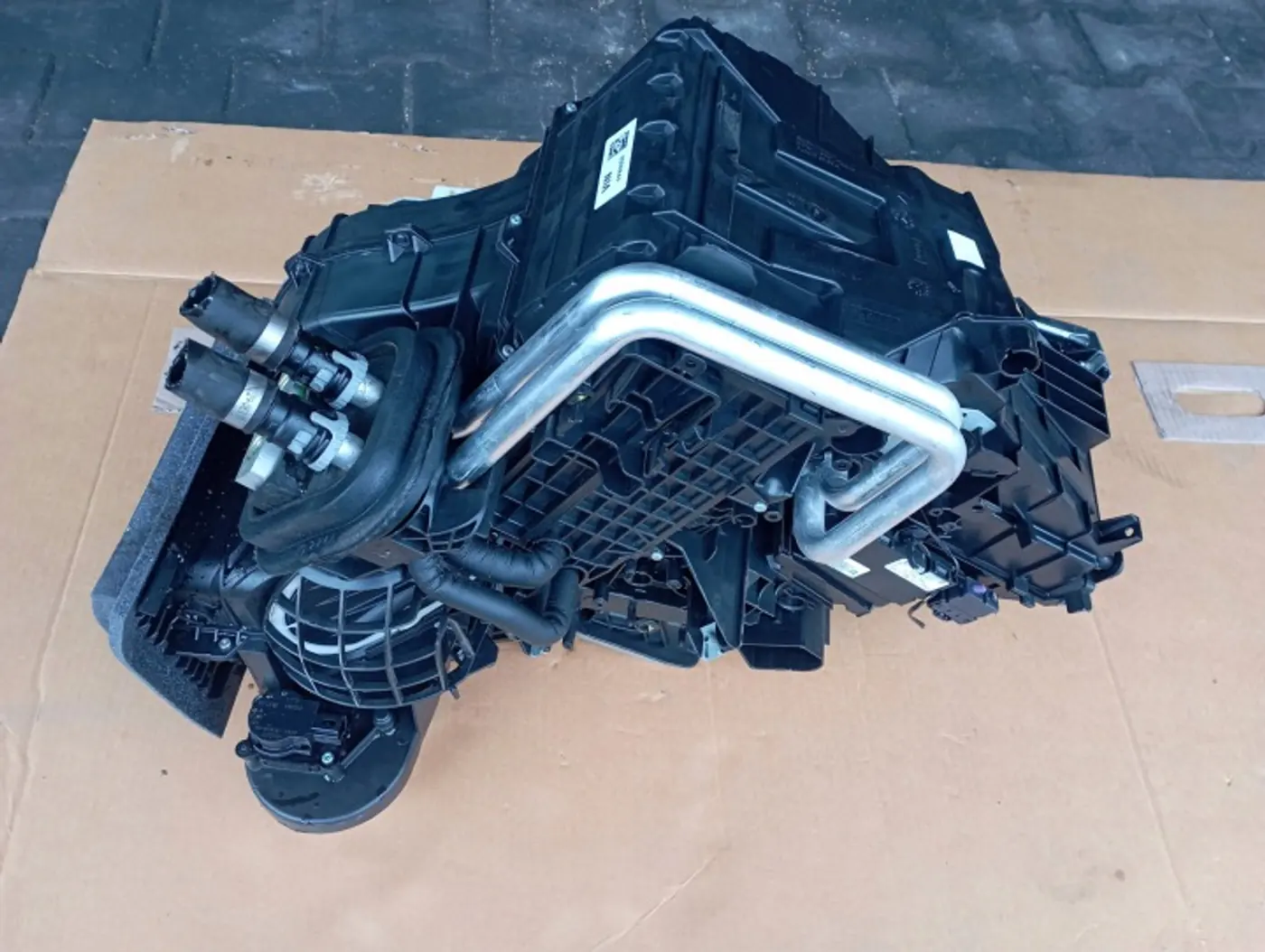 Отопитель в сборе (печка) к Ford C-MAX 2010