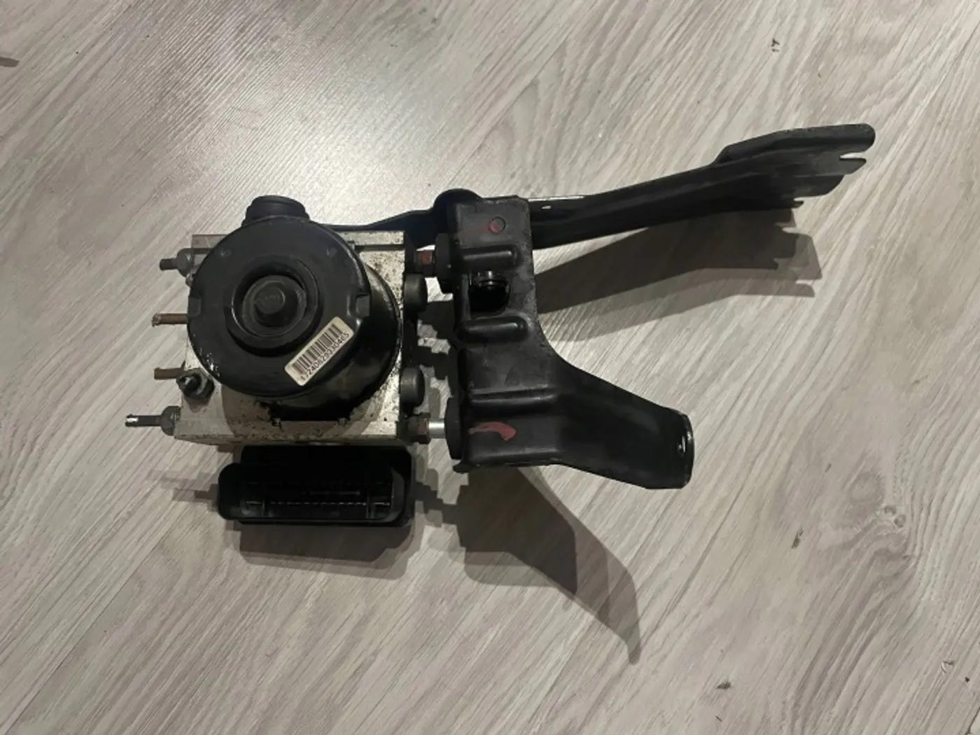 Блок ABS к Suzuki Ignis 2003